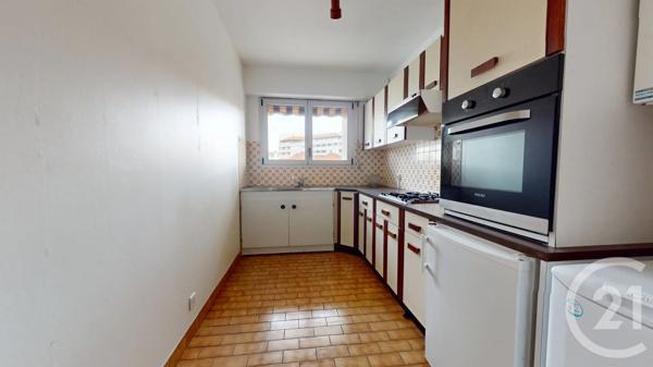 Appartement F2 à vendre  2 pièces - 54,81 m 2   BIARRITZ  - 64