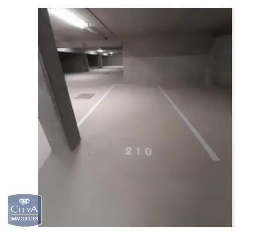 Parking à louer 10m² Annemasse (74100)