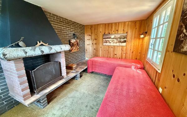 Maison à vendre    10 pièces •  Burlats