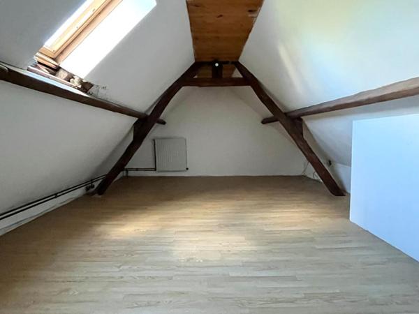 Maison aux portes de NOYON - 6 pièce(s) - 127 m² - Jardin 735m² et Garages