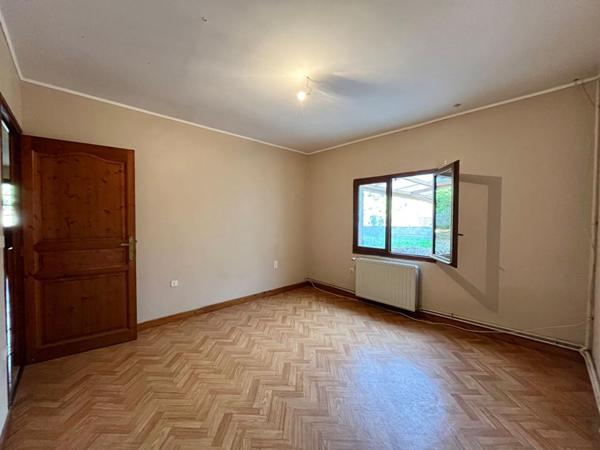 Maison aux portes de NOYON - 6 pièce(s) - 127 m² - Jardin 735m² et Garages