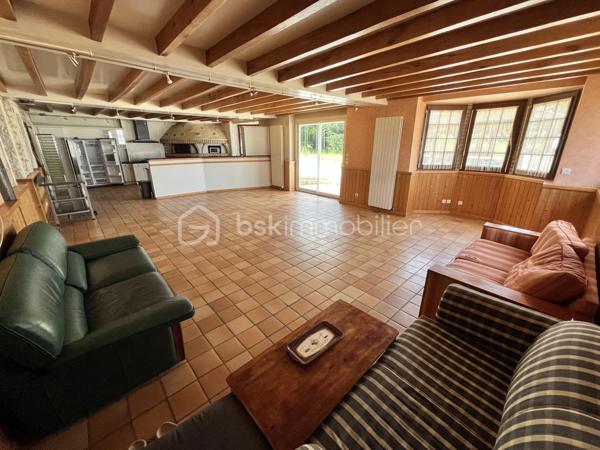 Maison en pierre de 430 m²