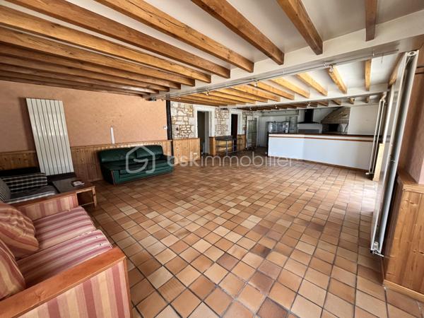 Maison en pierre de 430 m²