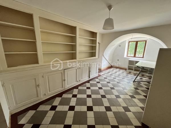 Maison en pierre de 430 m²