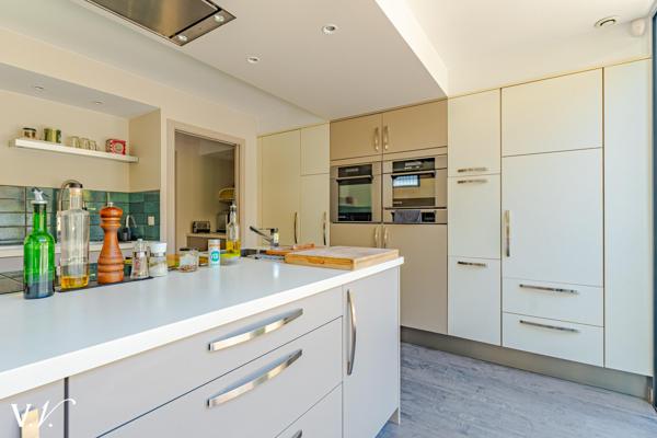 NANSOUTY BORDEAUX - MAGNIFIQUE MAISON ESPRIT LOFT
