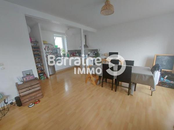 Location appartement à Cléder, 3 pièces 72.7m²