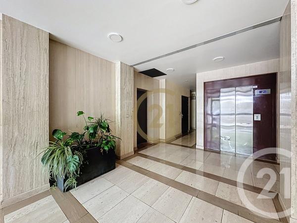 Appartement T3 à vendre  4 pièces - 101,32 m2 VERSAILLES - 78