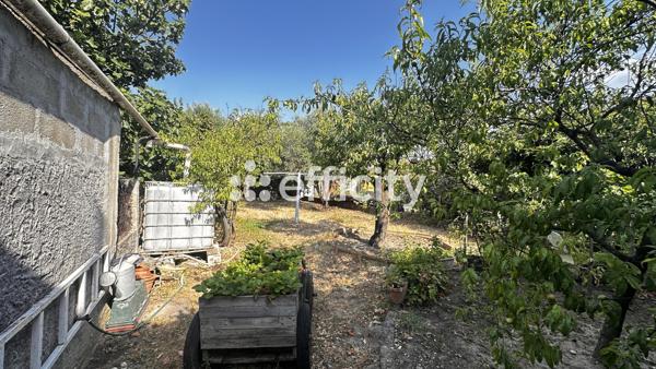 Maison
         4 pièces
        - 90 m² 204 000 € *