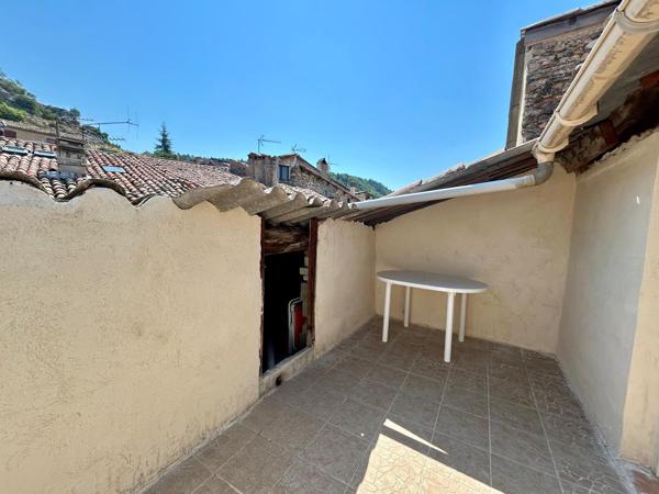 Maison
         8 pièces
        - 320 m² 359 000 € *