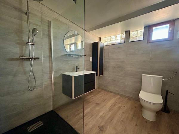 Maison
         8 pièces
        - 320 m² 359 000 € *