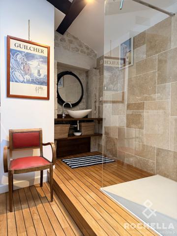 Ancienne écurie réhabilitée de 195m²