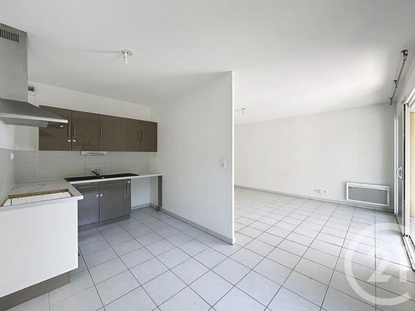 Appartement T3 à vendre  3 pièces - 64,30 m 2   ST CHRISTOL LES ALES  - 30