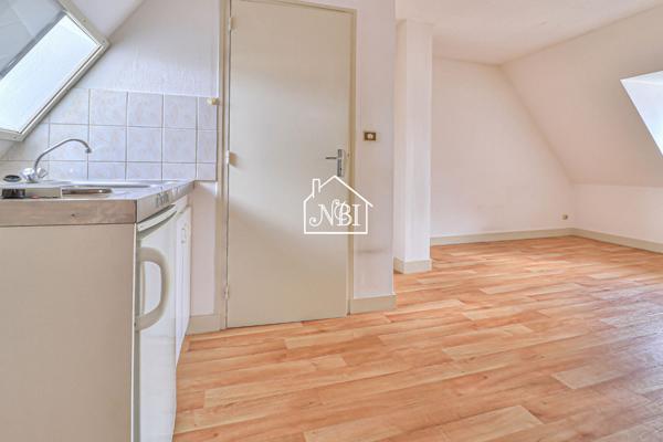 À VENDRE Appartement T1 bis 19.31 m2 LAVAL Rive droite