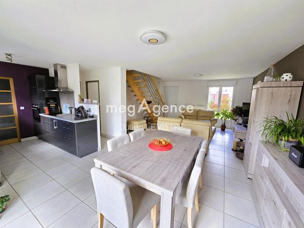 Maison à Auneau-Bleury-Saint-Symphorien, 28700 - 4 pièces 77m²
