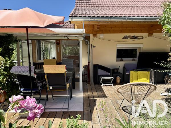 Maison à vendre 5 pièces 107,85 m² Saint-Sixt