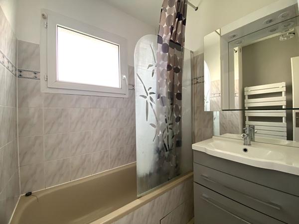 Appartement Grabels village 2 pièces 42 m2 en rez-de-jardin