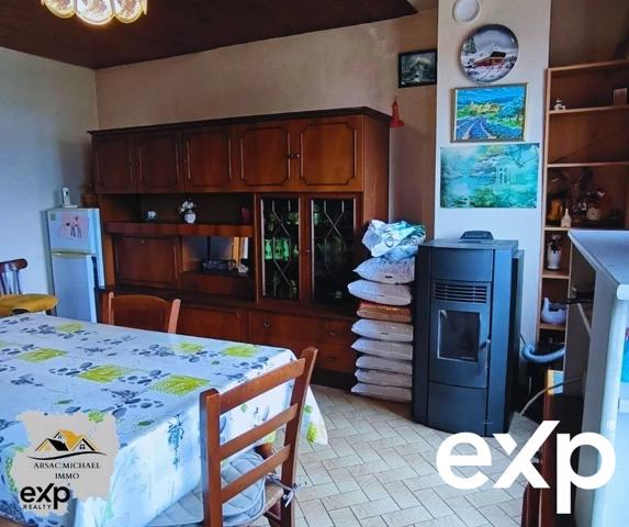 Maison de village charmante à Pradelles