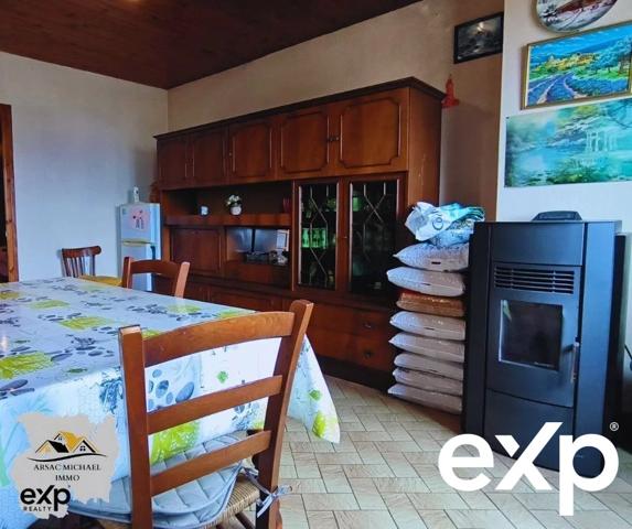 Maison de village charmante à Pradelles