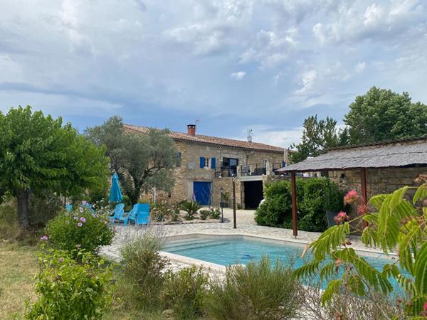 Maison en pierre avec piscine sur 8500 m² de terrain Bessas 10 pièce(s) 244 m2