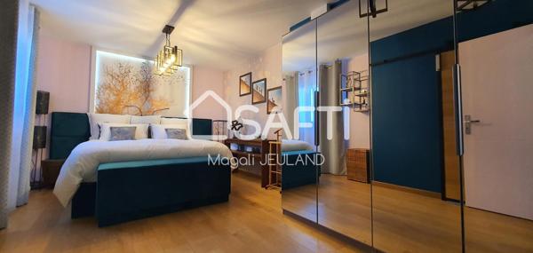 VILLA MEUBLÉE,  SUR 4000 M2 de terrain aménagé et paysagé , IDEAL pour organiser des réceptions.