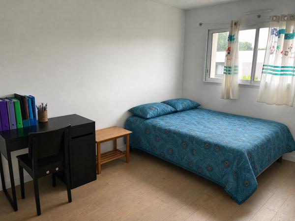 Maison
         5 pièces
        - 123 m² 325 500 € *
