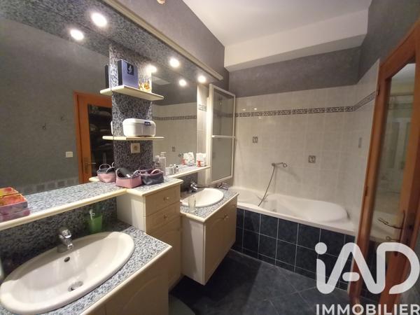 Maison à vendre 7 pièces 147 m² Villaines-la-Juhel