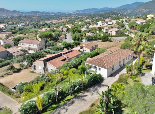 PROCHE AJACCIO AFA - Villa récente F5 + piscine Afa (20167)