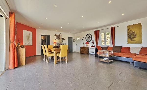 PROCHE AJACCIO AFA - Villa récente F5 + piscine Afa (20167)