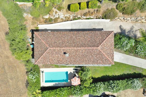 PROCHE AJACCIO AFA - Villa récente F5 + piscine Afa (20167)