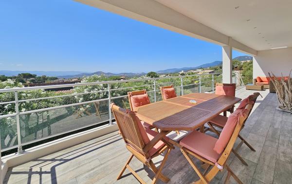 PROCHE AJACCIO AFA - Villa récente F5 + piscine Afa (20167)