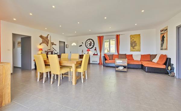 PROCHE AJACCIO AFA - Villa récente F5 + piscine Afa (20167)