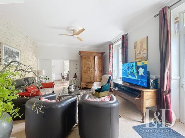 Royan : maison charentaise 3/4 chambres, garage et jardin