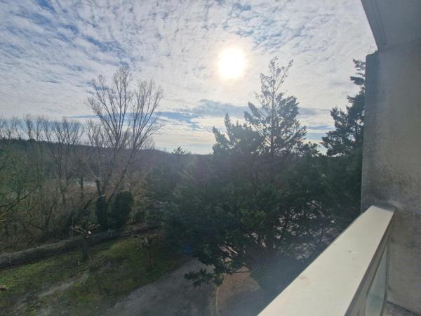 T3 lumineux avec 2 balcons, cave et parking – Muret centre