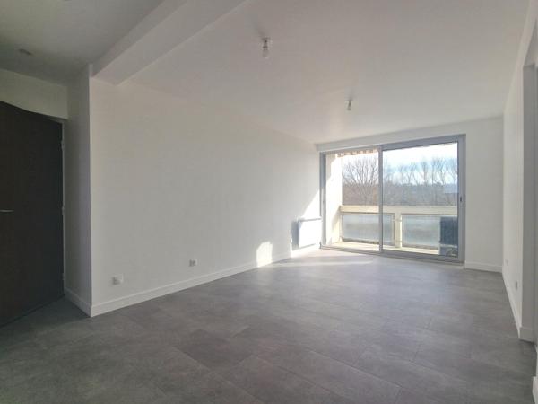 T3 lumineux avec 2 balcons, cave et parking – Muret centre