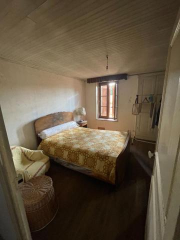 Longère à fort potentiel, Chateaumeillant 3 pièce(s) 56 m2