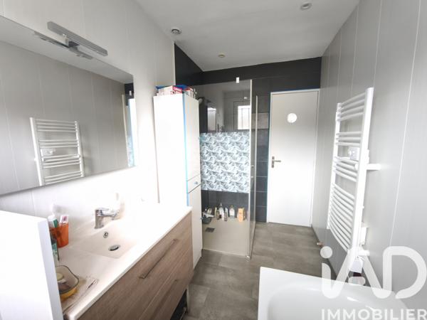 Maison à vendre 5 pièces 122 m² Laval