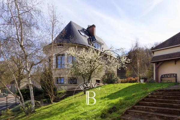 Chaville, Maison 5 Chambres -  180 m² à vendre