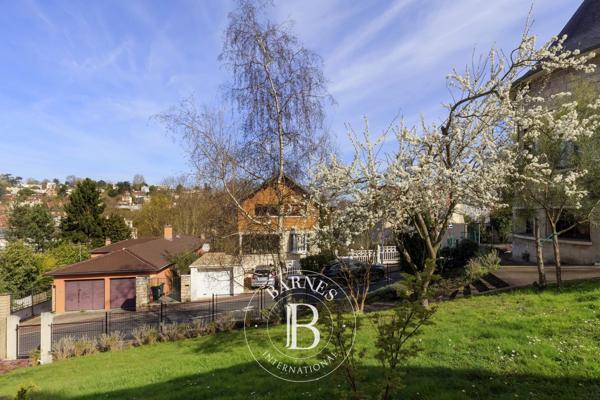 Chaville, Maison 5 Chambres -  180 m² à vendre