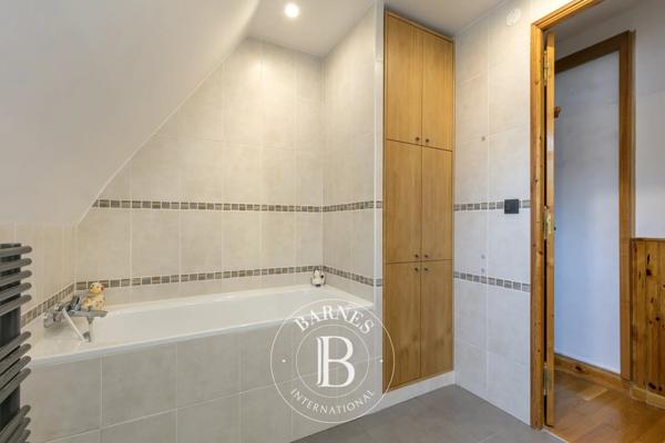 Chaville, Maison 5 Chambres -  180 m² à vendre