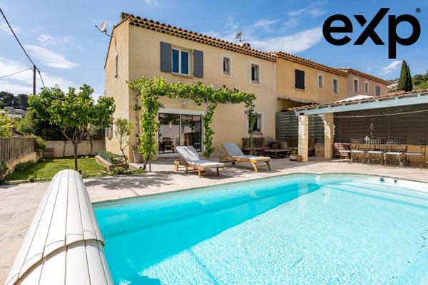 Maison familiale avec jardin, piscine, garage et triple exposition – Plan-de-Cuques, La Montade