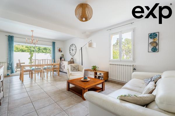 Maison familiale avec jardin, piscine, garage et triple exposition – Plan-de-Cuques, La Montade
