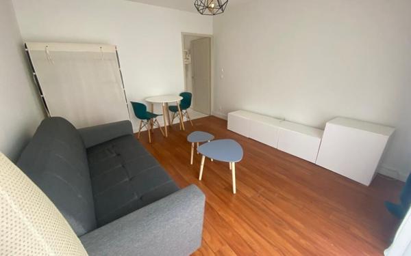 Appartement à louer    1 pièce •  Bordeaux