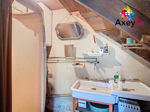 Saint-Nicolas-des-Biefs (03250) A VENDRE- SAINT-NICOLAS-DES-BIEFS- MAISON EN PIERRES SUR TERRAIN DE 2117 M2