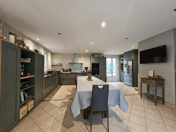 Maison à vendre 16440 Mouthiers Sur Boeme 6 pièce(s) 159 m2