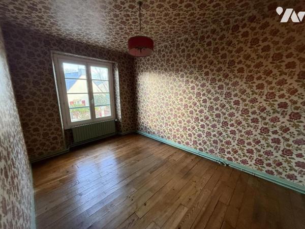 MAISON  MITOYENNE 3 CHAMBRES GARAGE JARDIN A RENOVER SAINT MALO PARAME 