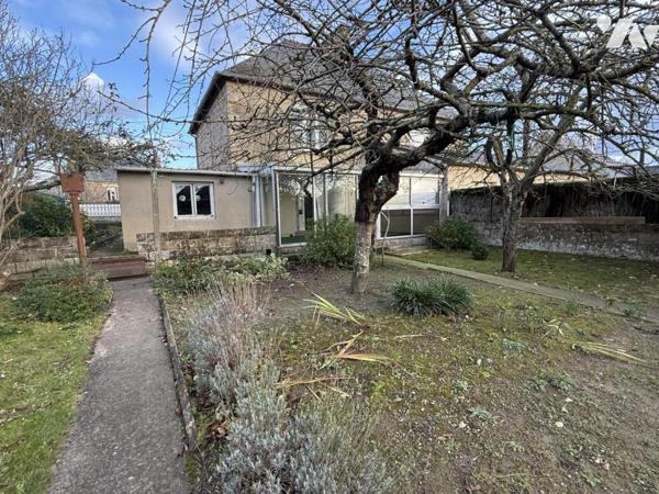 MAISON  MITOYENNE 3 CHAMBRES GARAGE JARDIN A RENOVER SAINT MALO PARAME 