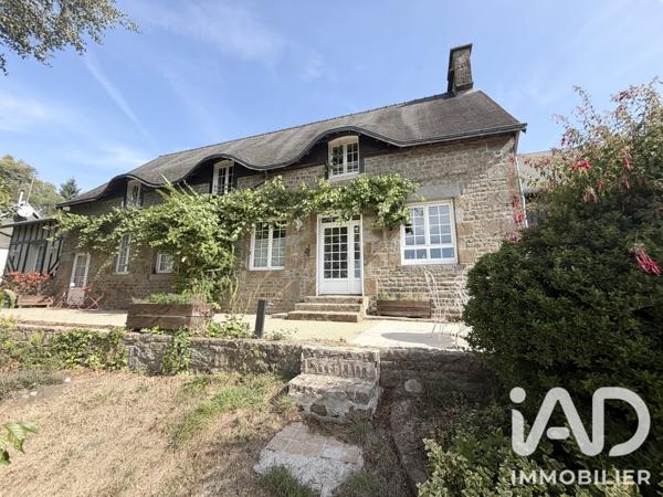 Maison à vendre 11 pièces 243,62 m² Saint-Michel-de-Montjoie