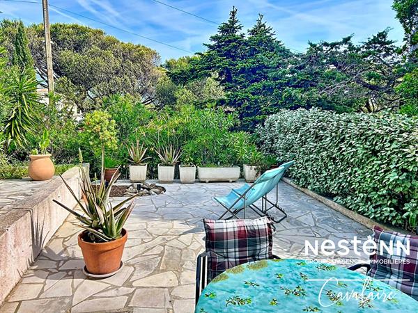 A la Vigie, proche calanques et centre-ville, Mazet 3 pièces + mezzanine  Cavalaire-sur-Mer environ 71 m² (65,6 m² Carrez) avec garage et stationnement
