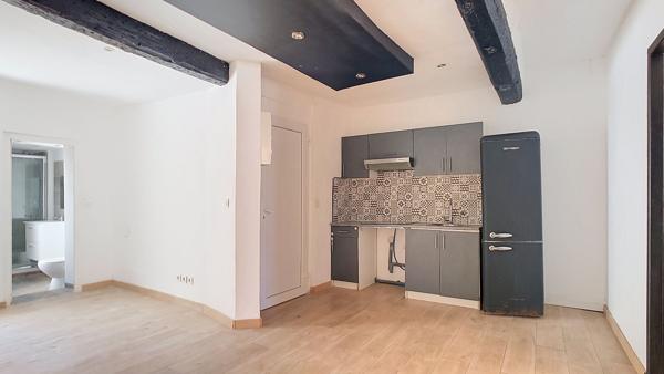 A lourer appartement T3 avec terrasse à Carpentras