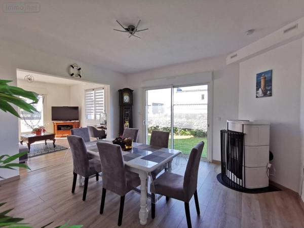 Maison à vendre à Trévou-Tréguignec dans les Côtes-d'Armor (22660), ref : 22102-2040